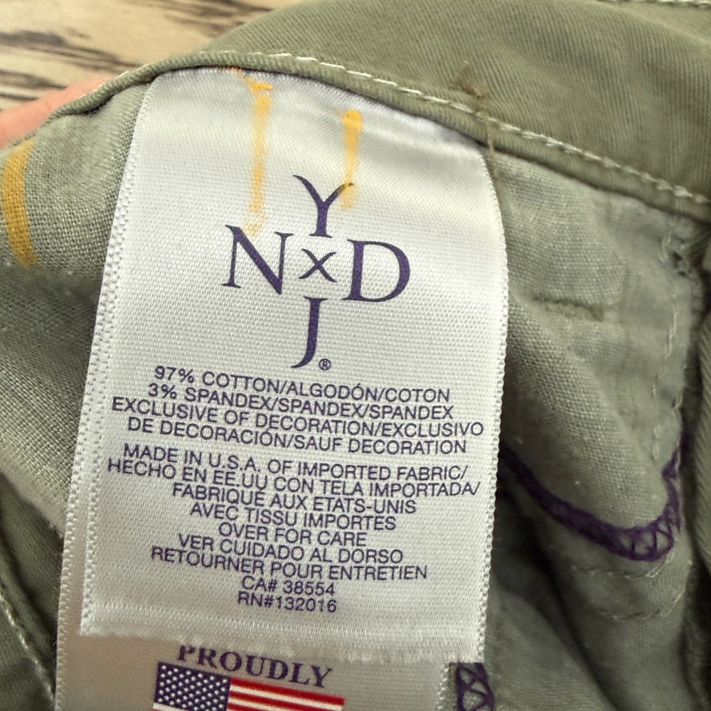 NYDJ Olive Green Cropped Pants Embroidered Hem Button Detail Size 2 - Picture 12 of 14